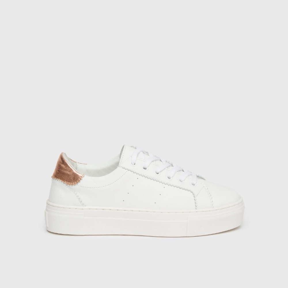NWT Paige Amelia Sneaker size 8,5 SOLD OUT ONLINE